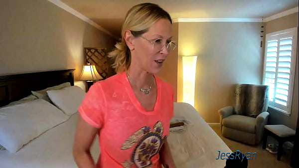 Sloppy Blowjob with Spitting and Gagging Jess Ryan